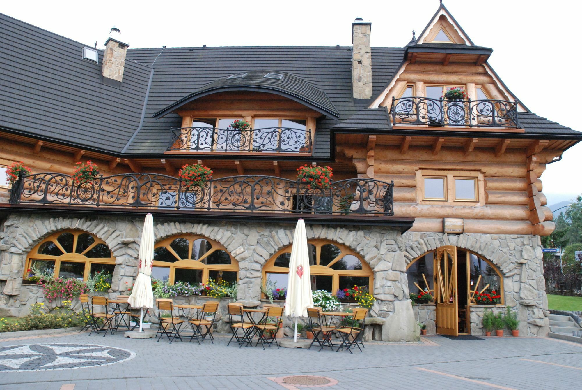 Zakopianski Dwor Zakopane Bagian luar foto